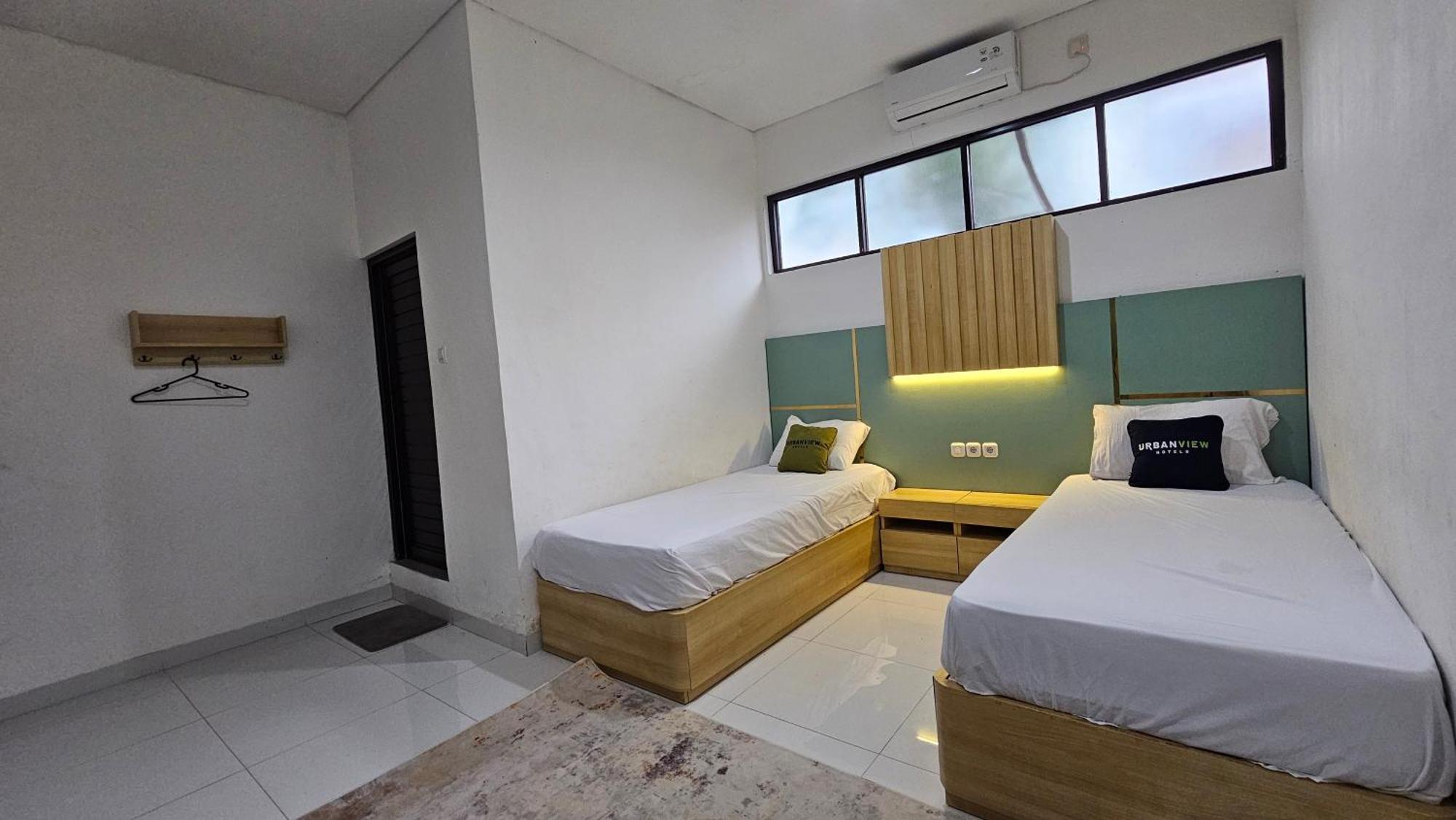 Urbanview Villa Balong Bho Syariah Bandung Cibiru Exterior foto