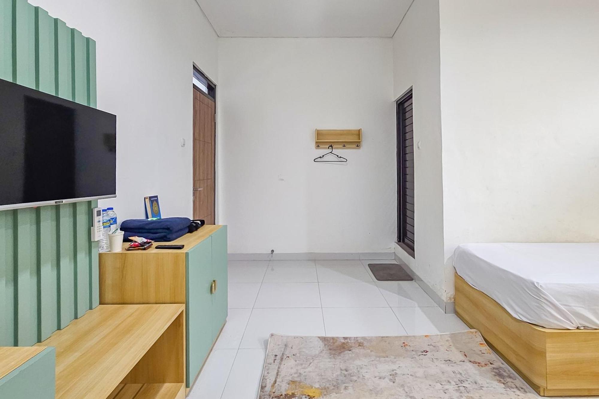 Urbanview Villa Balong Bho Syariah Bandung Cibiru Exterior foto