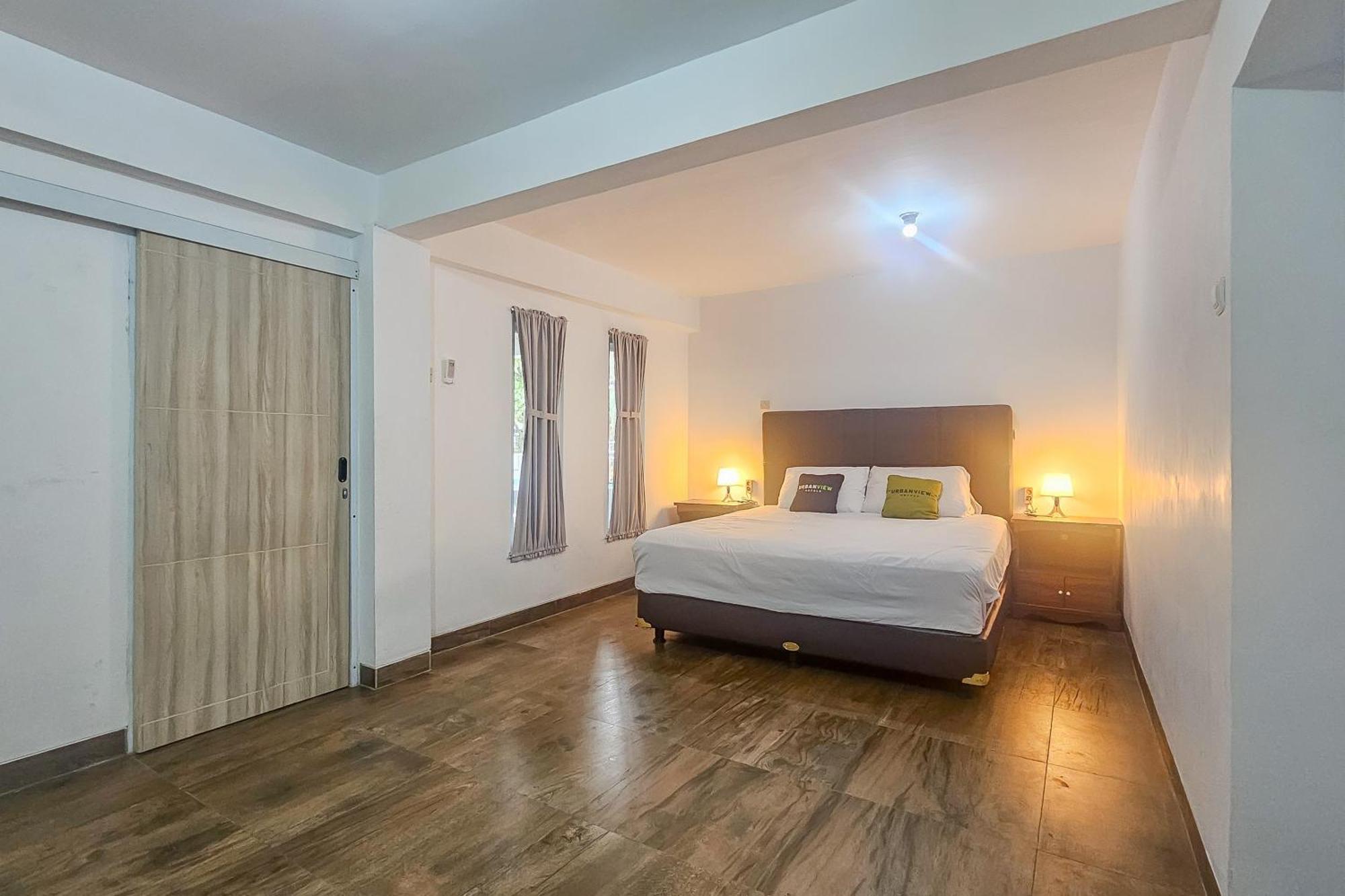 Urbanview Villa Balong Bho Syariah Bandung Cibiru Exterior foto